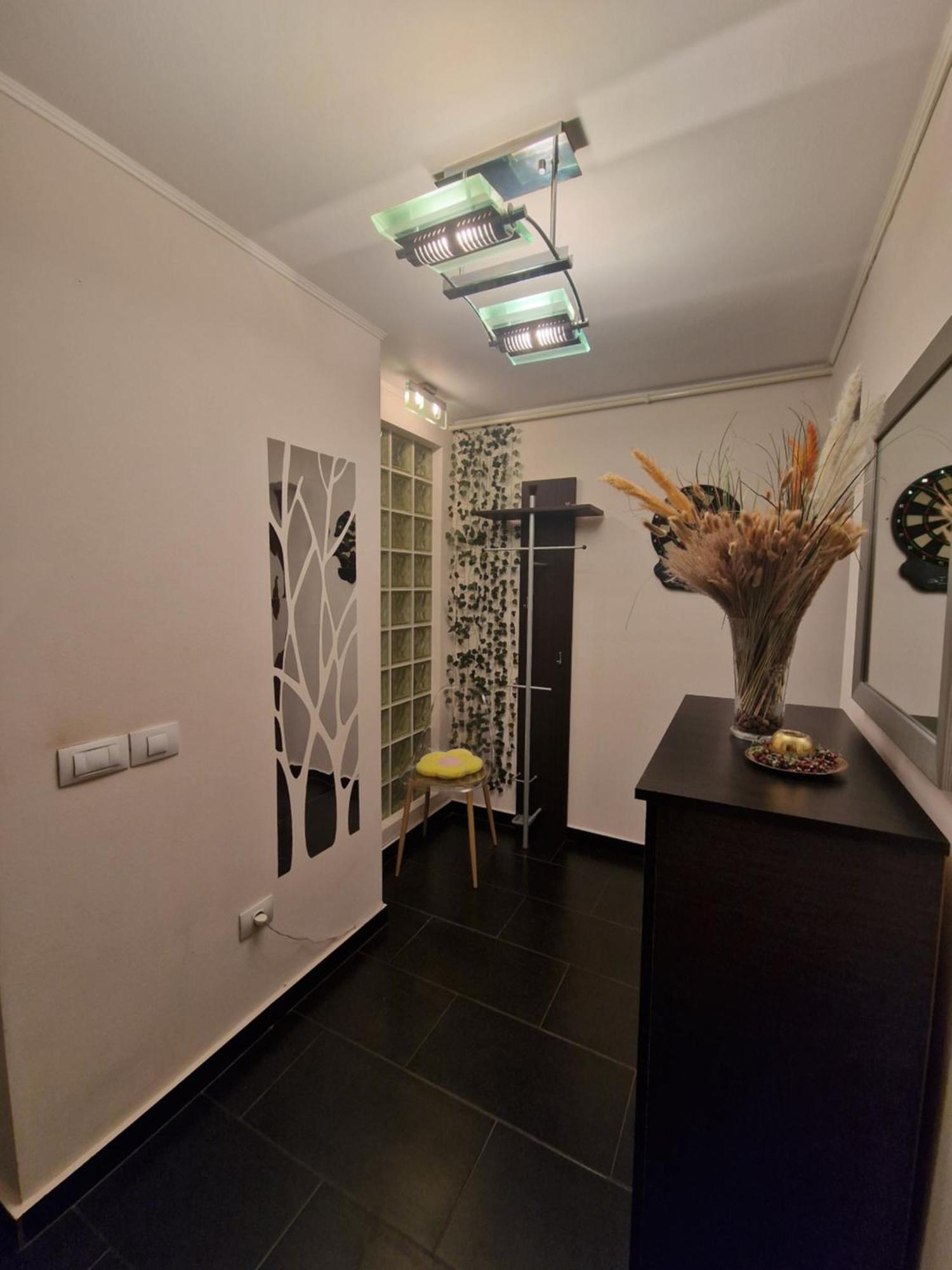 Apartament Red & Yellow Slănic-Moldova エクステリア 写真