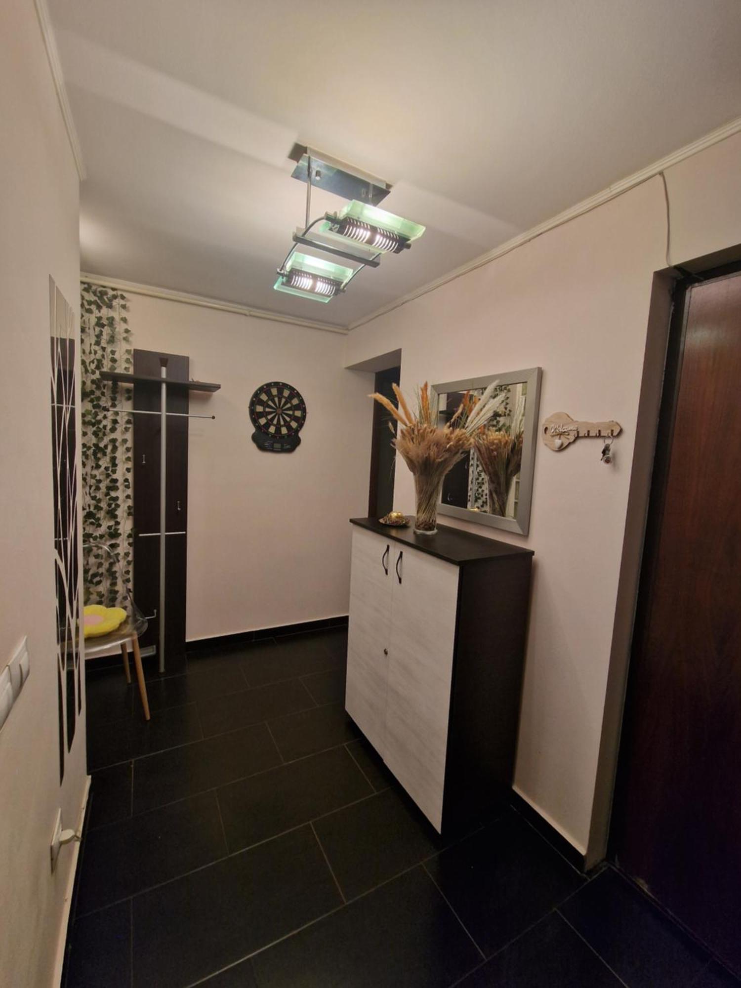 Apartament Red & Yellow Slănic-Moldova エクステリア 写真