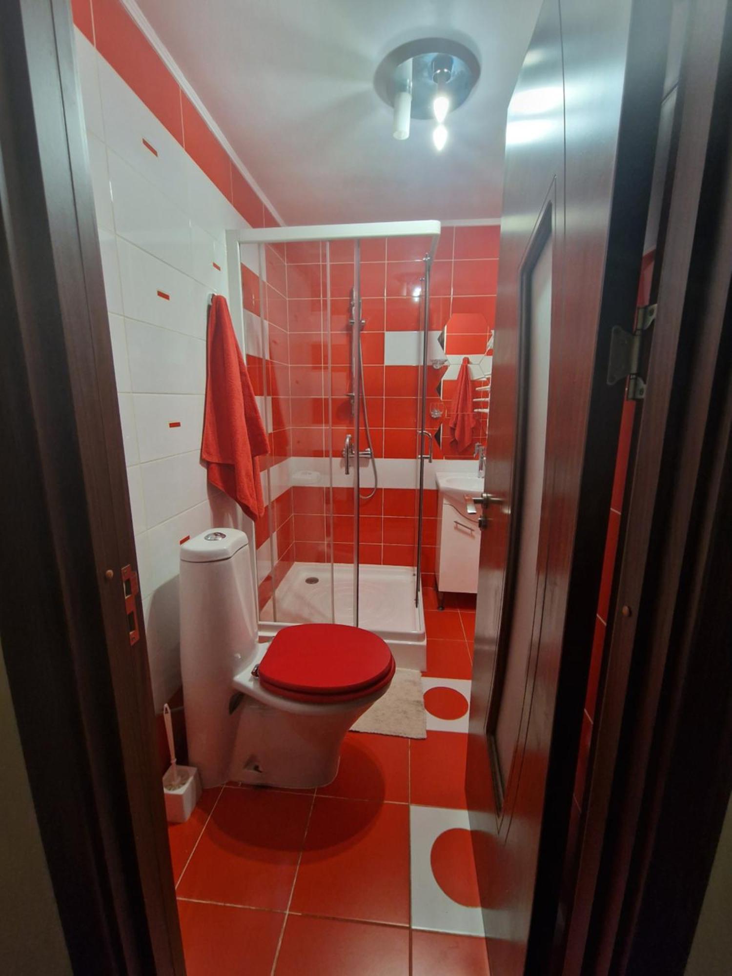 Apartament Red & Yellow Slănic-Moldova エクステリア 写真